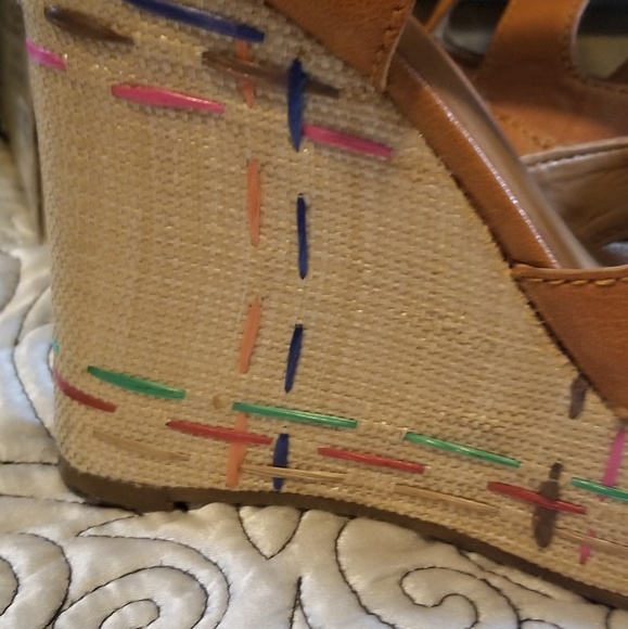 Nine west wedges - Picture 2 of 4